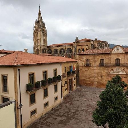 Apartamento Wamba - La Catedral Oviedo Kültér fotó